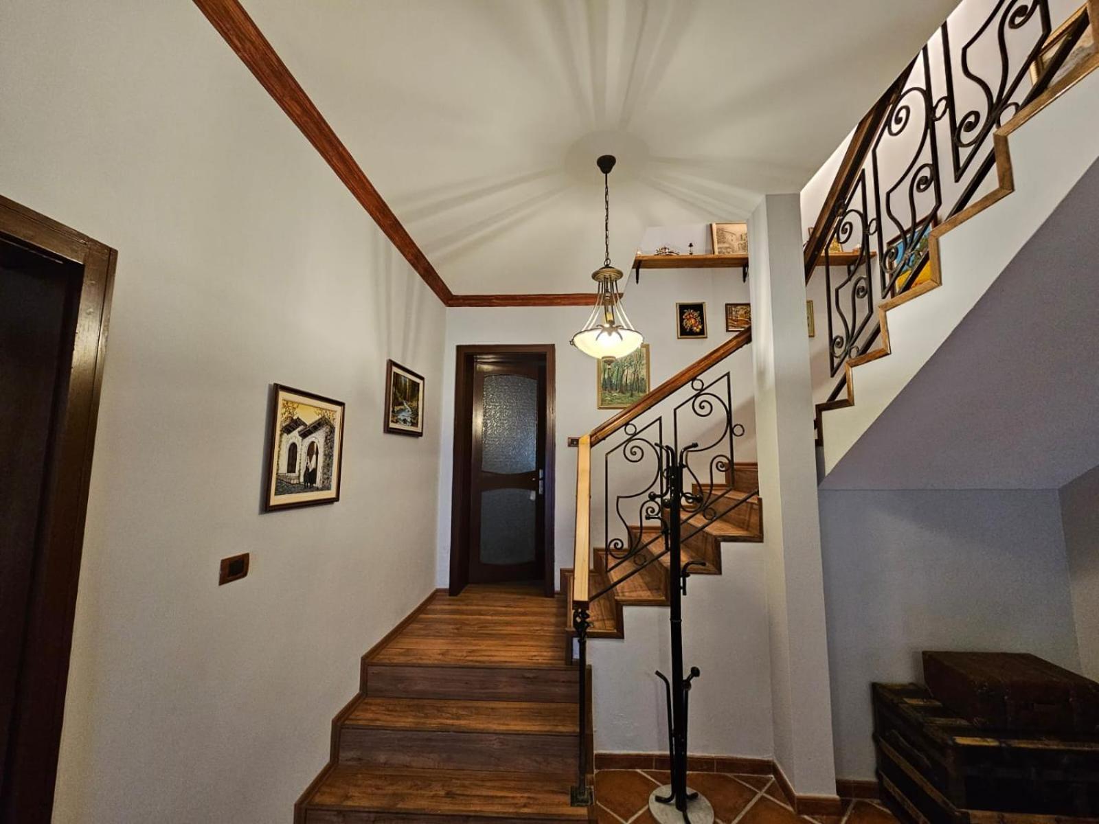 Vila Dani Near Castle And Old Bazar Krujë Extérieur photo